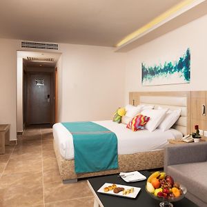 Delüks Plaj Manzaralı İki Kişilik Oda